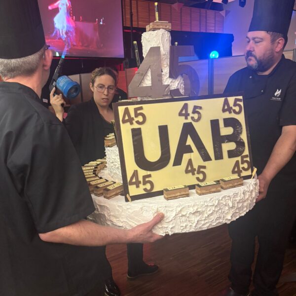 416eb0ab-008c-438e-a380-11e72c0e9326